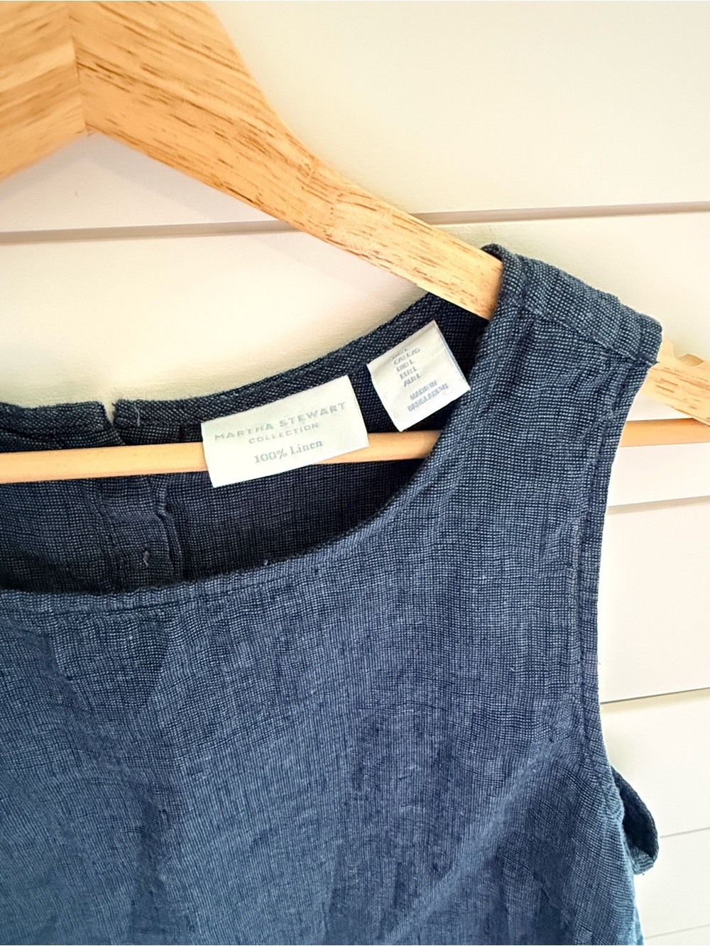 Martha Stewart Collection Navy 100% Linen Button Back Tank L - Picture 2 of 5
